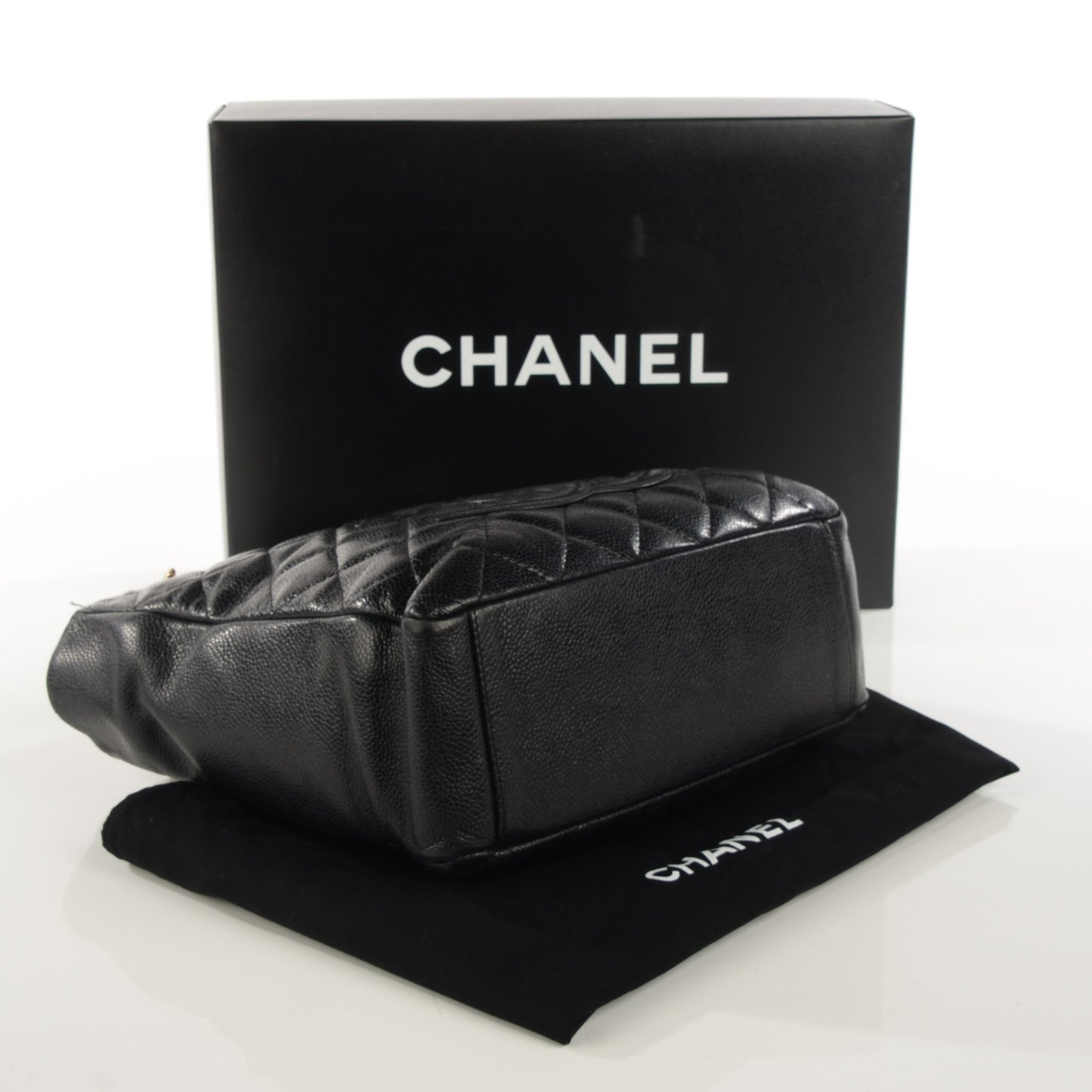 Caviar Quilted Petit Shopping Tote PST Black