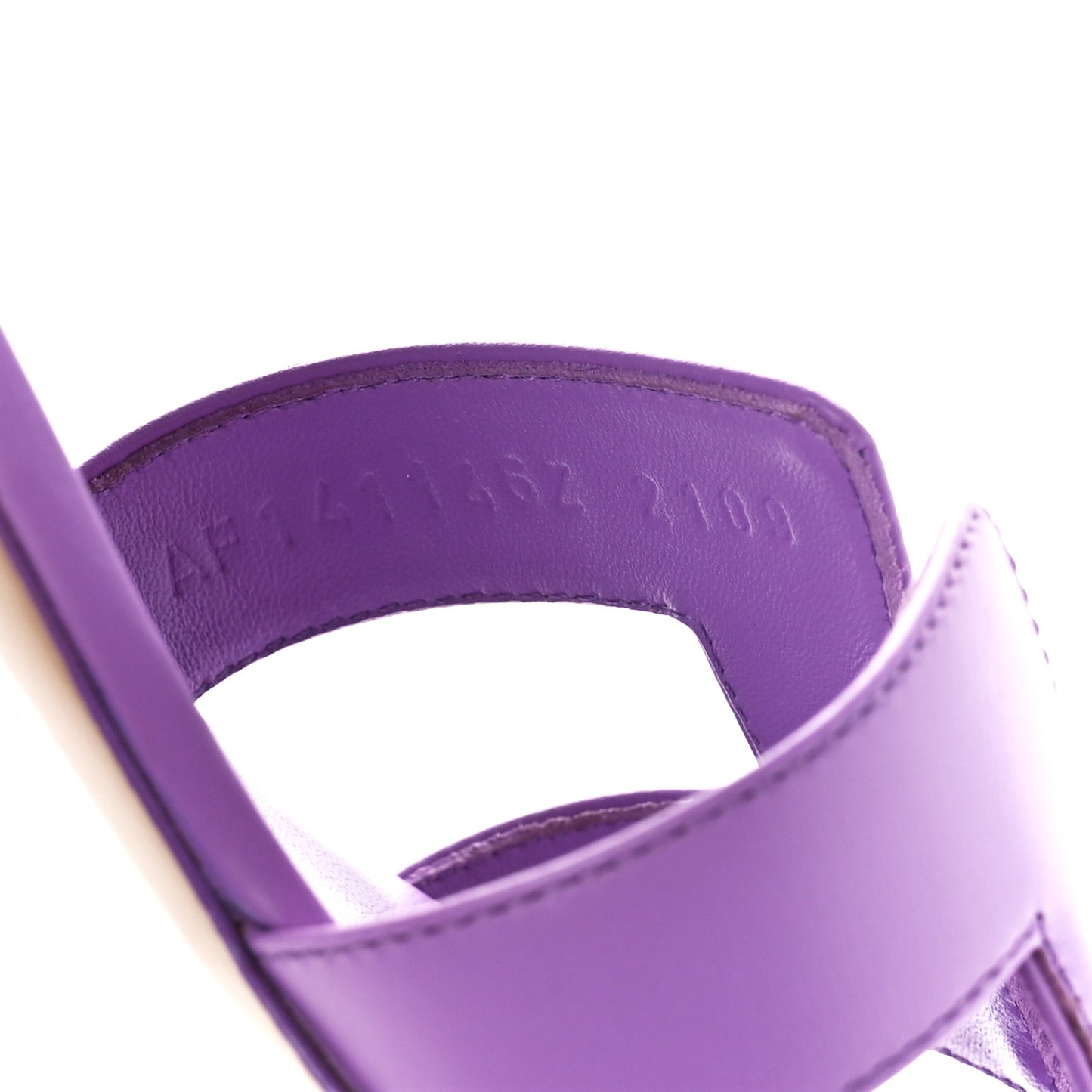 Calfskin Oasis Sandals 38 Violet