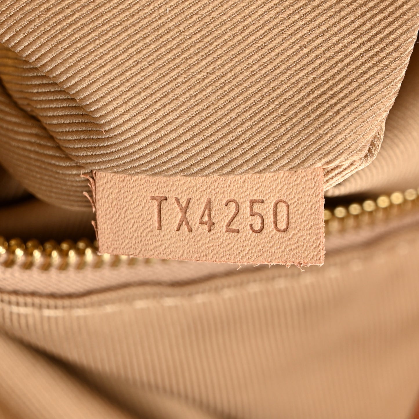 Monogram Graceful MM