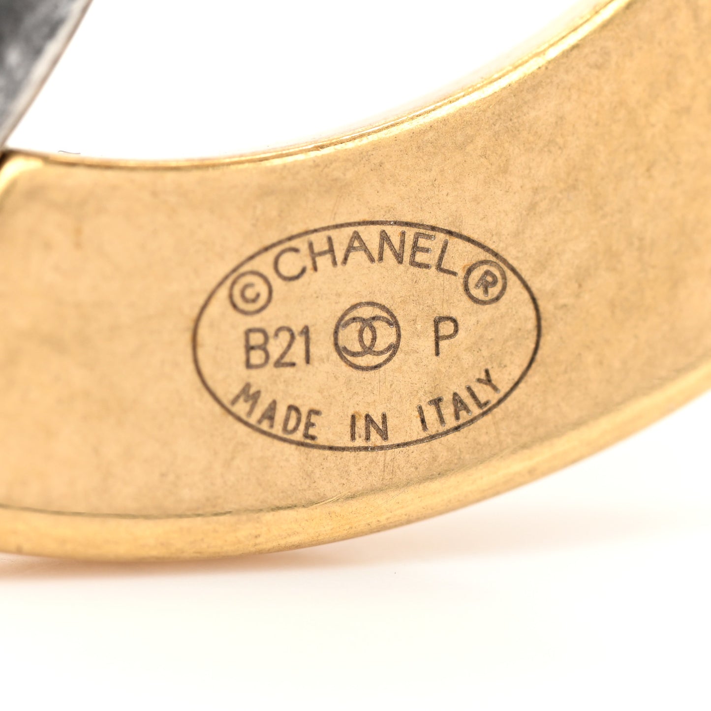 Metal CC Brooch Gold Ruthenium
