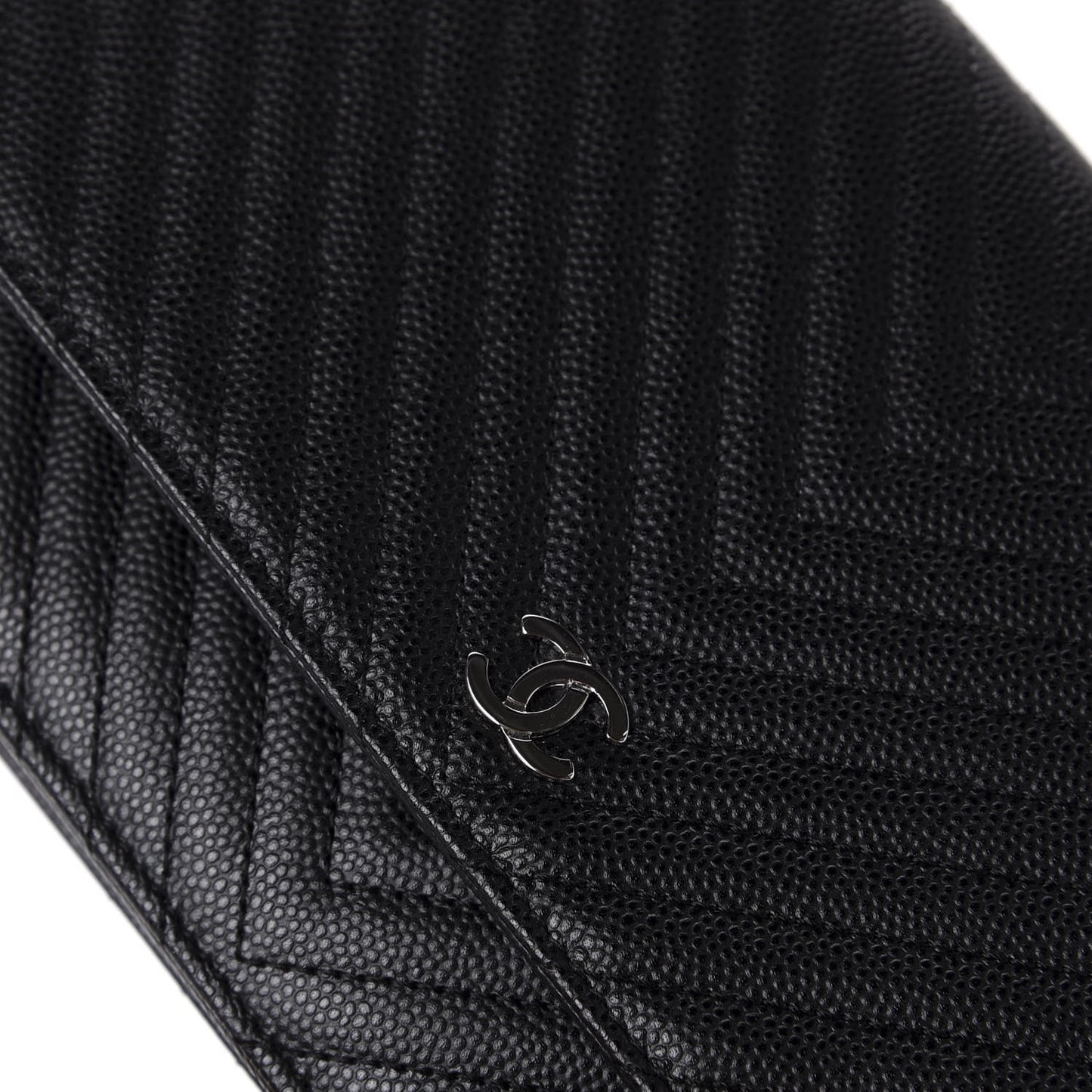 Caviar Chevron Quilted Wallet On Chain WOC Black