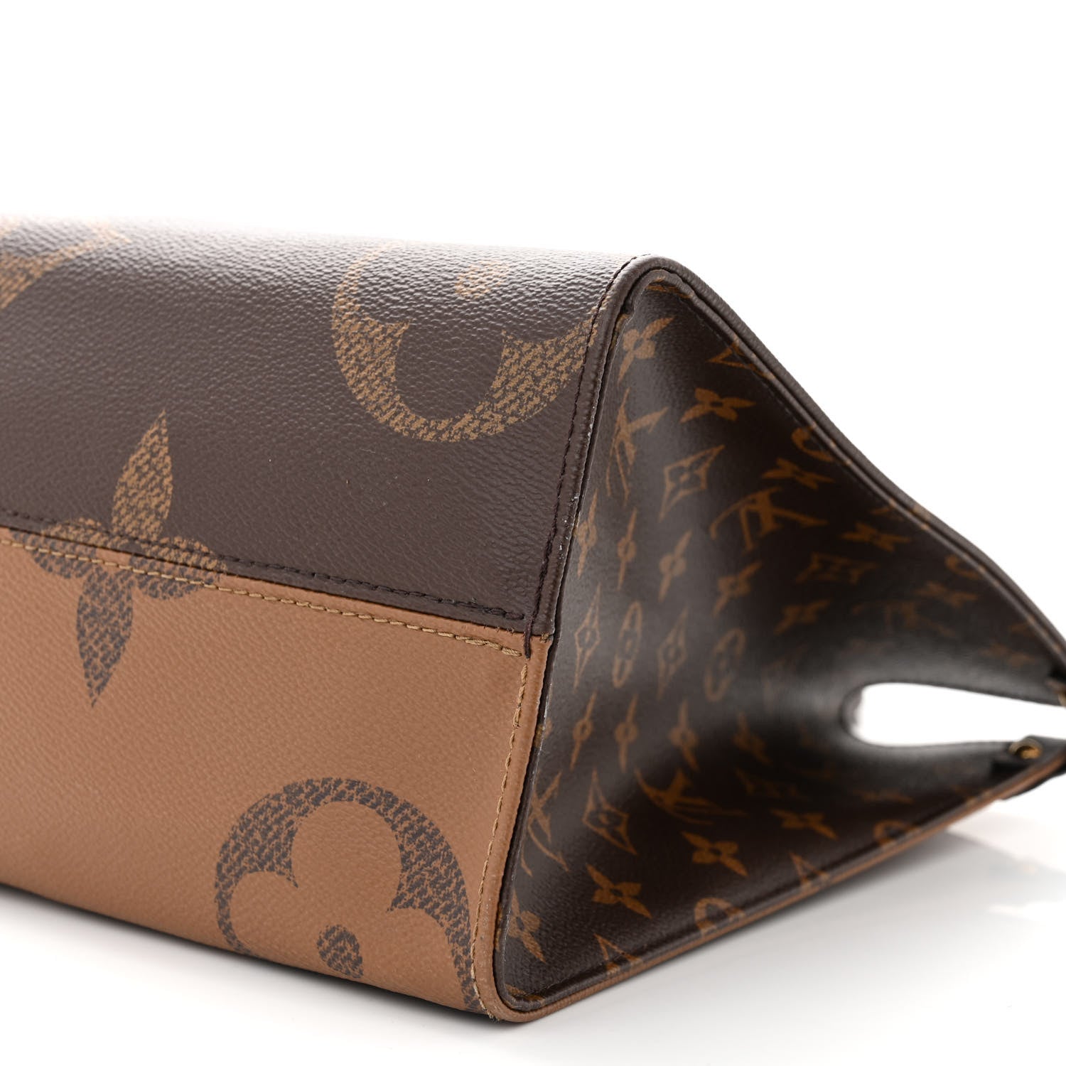 Louis Vuitton LOUIS VUITTON Reverse Monogram Giant Onthego MM 9 of 11