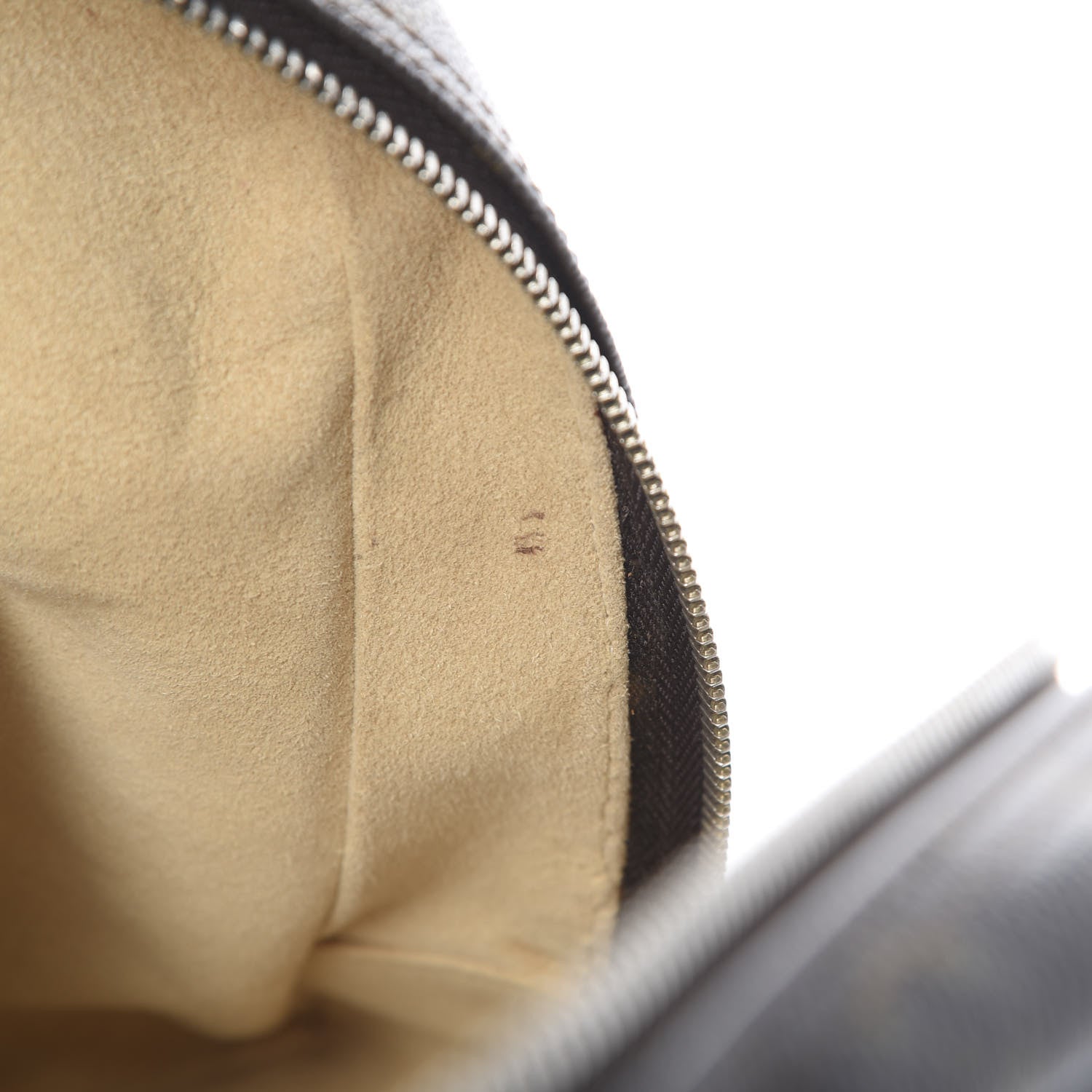 Louis Vuitton Monogram Manhattan GM 11 of 26