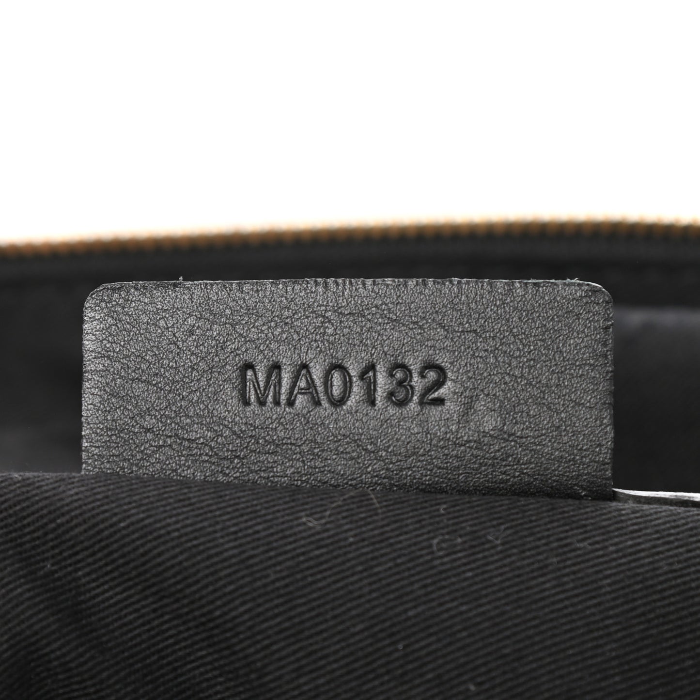 Pebbled Lambskin Zip Animation Medium Nightingale Black