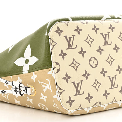 Louis Vuitton Monogram Giant Neverfull MM Kaki 11 of 17