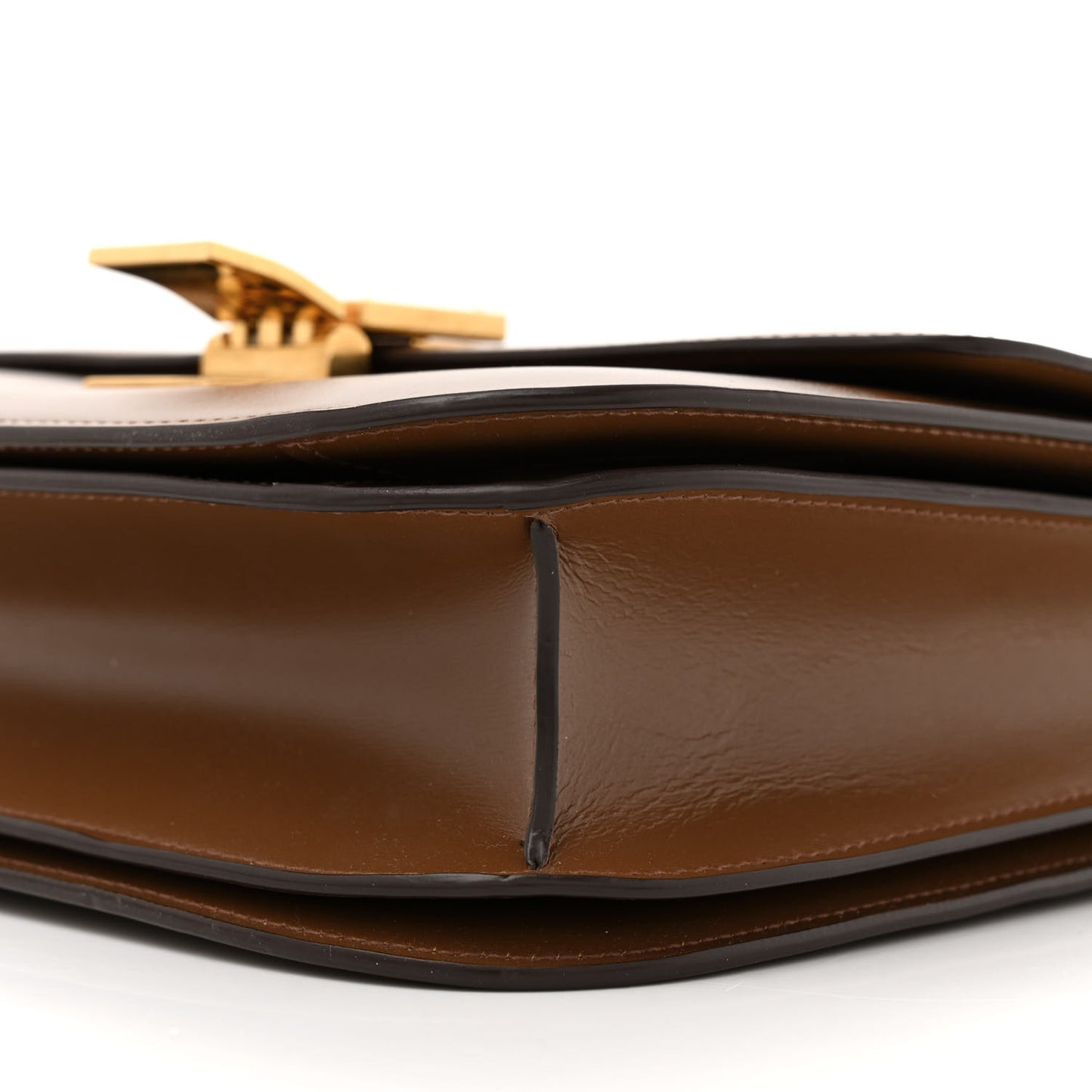 Box Calfskin Medium Classic Box Flap Bag Camel