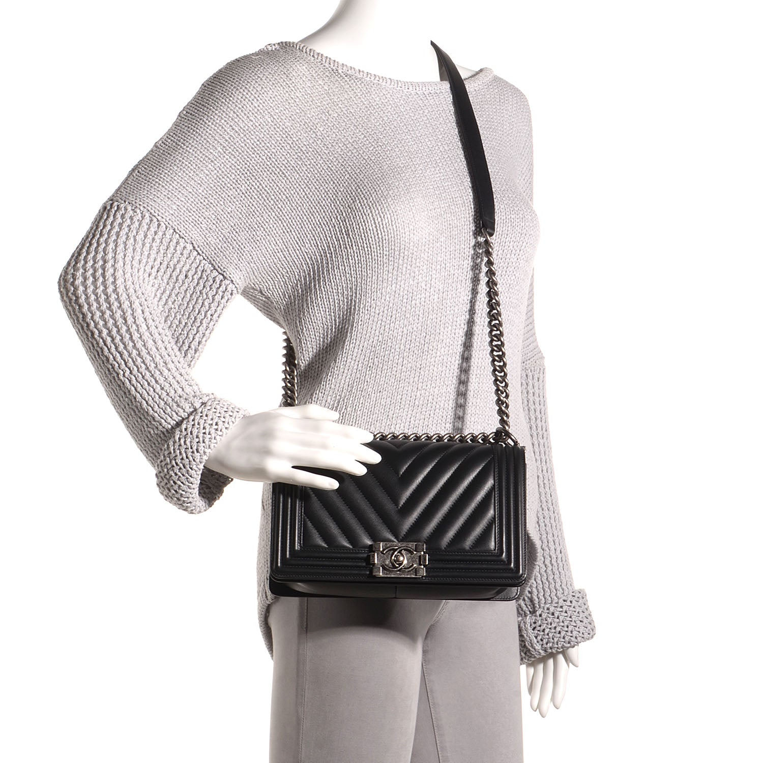 Chanel Calfskin Chevron Medium Boy Flap Black 2 of 8