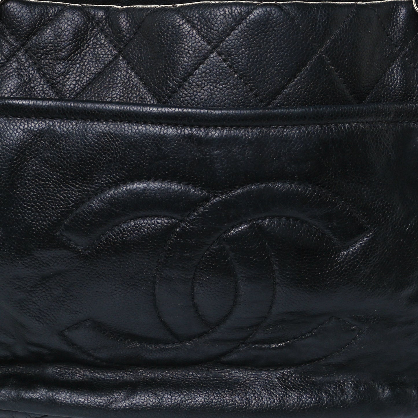 Caviar Timeless CC Soft Tote Black