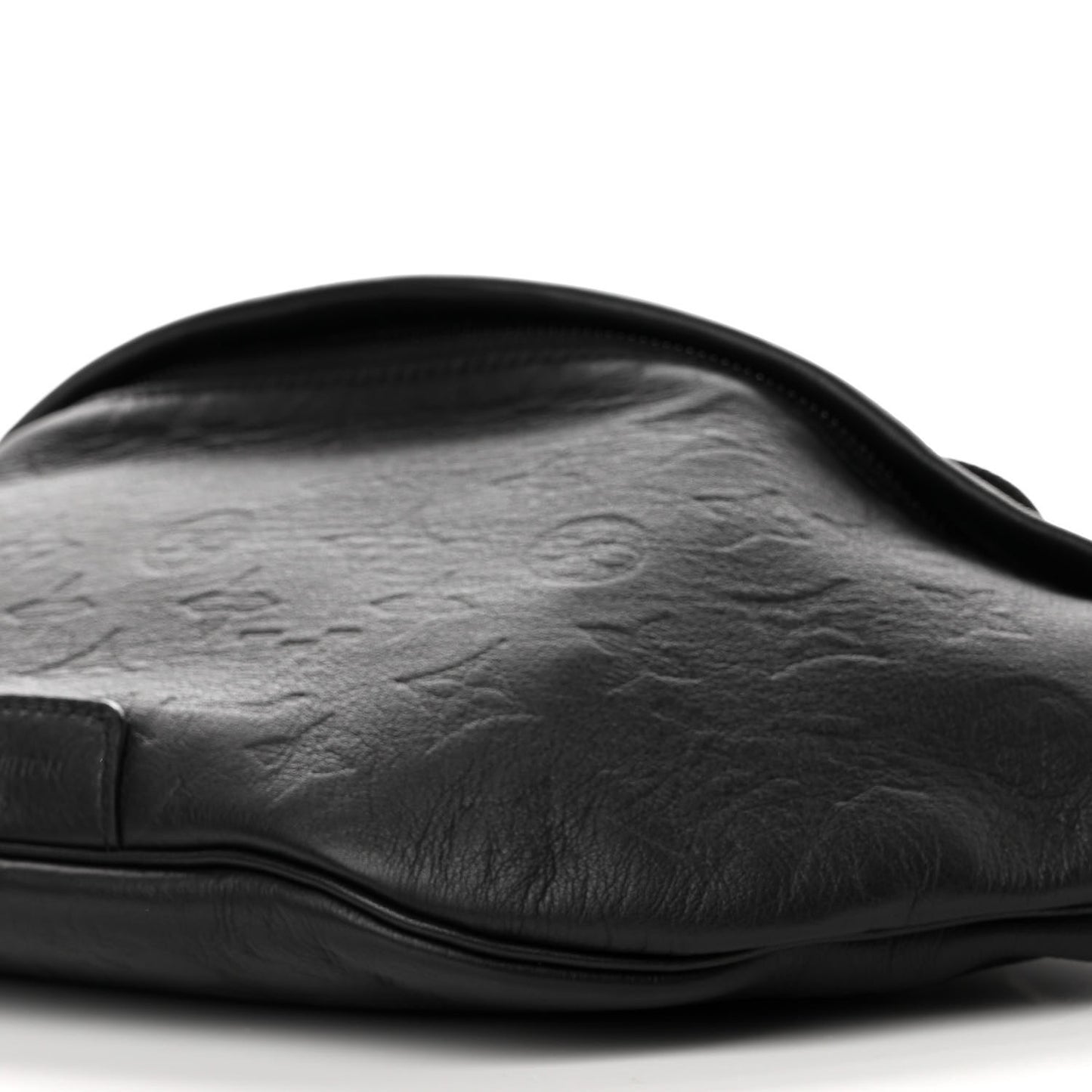 Calfskin Monogram Shadow Discovery Bumbag Black