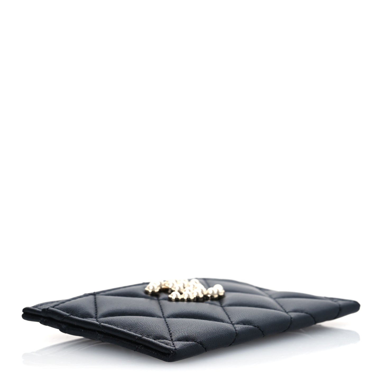 Lambskin Quilted Pearl CC Chanel Card Holder Black