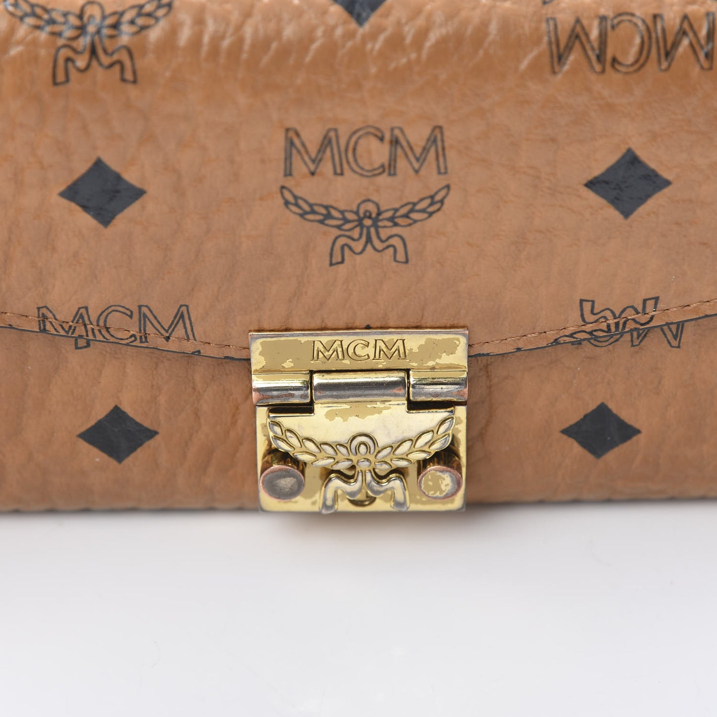 Visetos Large Patricia Wallet On Chain Cognac