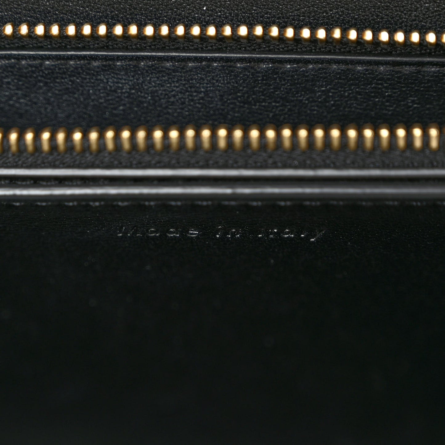 Box Calfskin Medium Classic Box Flap Bag Black