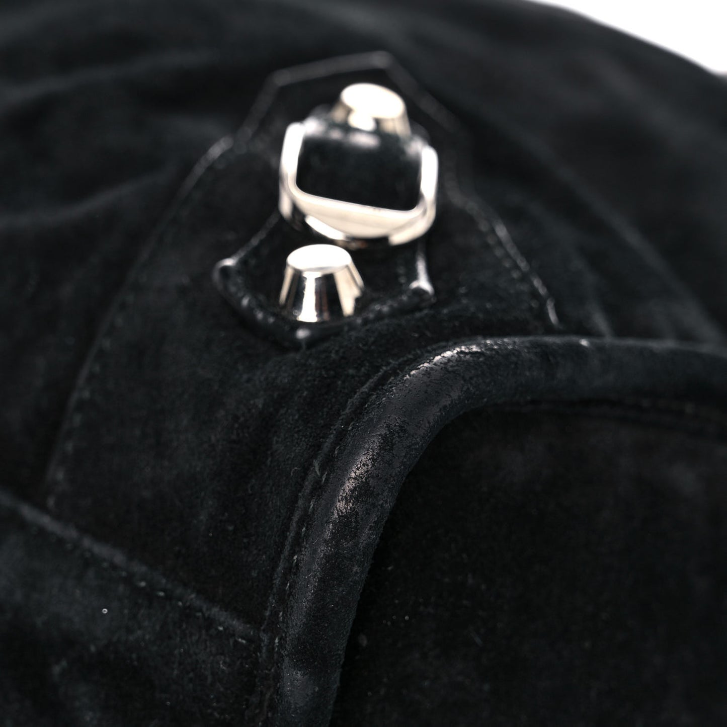 Baby Daim Suede Classic Silver Hardware City Black