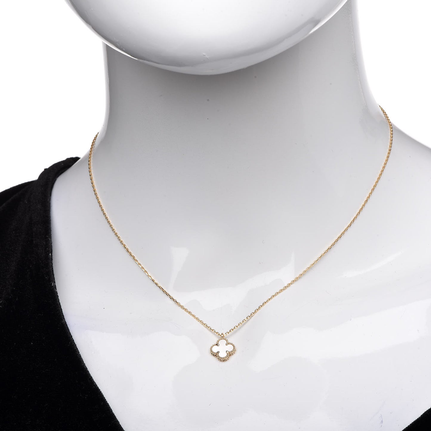18K Yellow Gold Mother of Pearl Sweet Alhambra Pendant Necklace