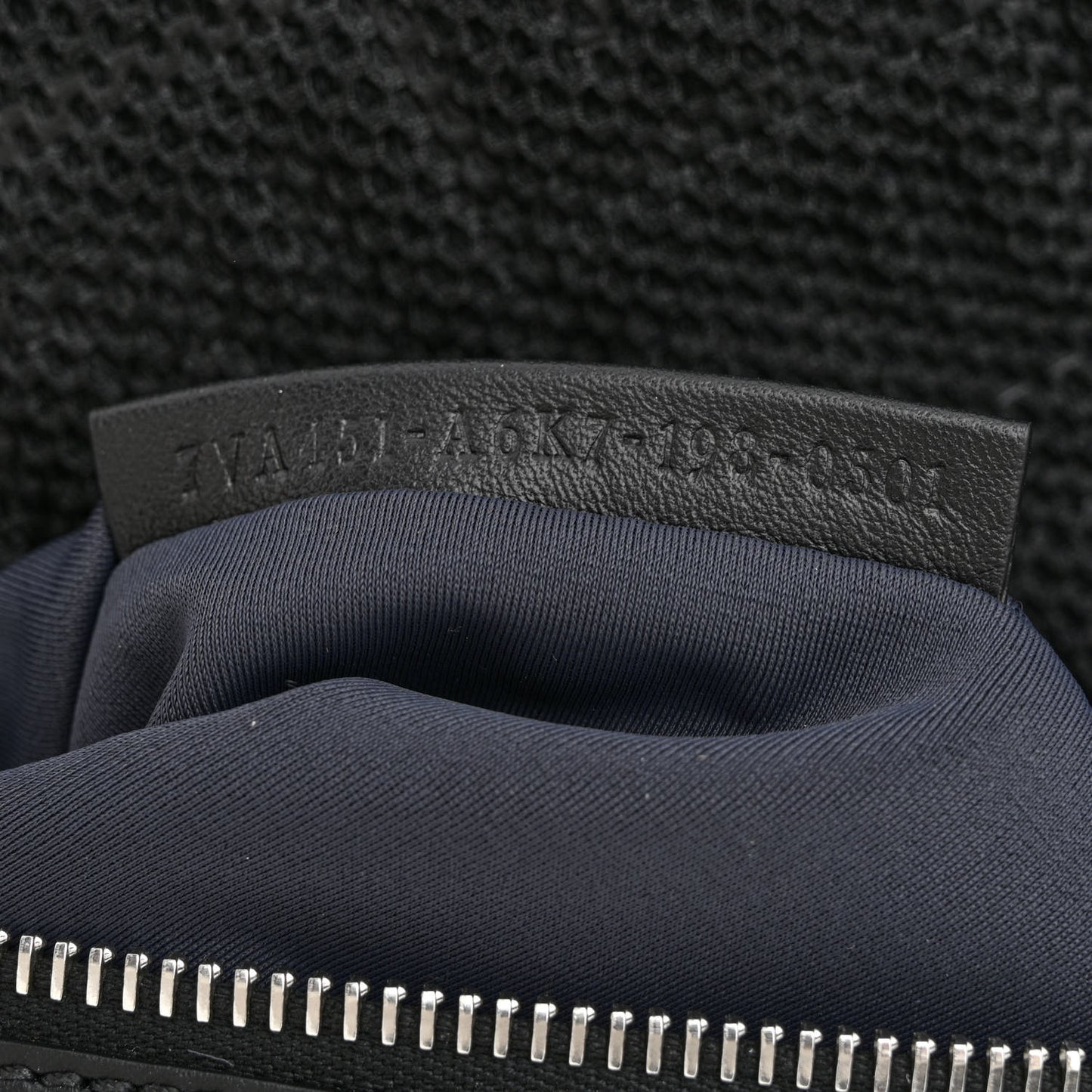 Mesh Cuoio Romano Vitello Stampa FF 1974 Embossed Logo Plate Mon Tresor Holdall Bag Black