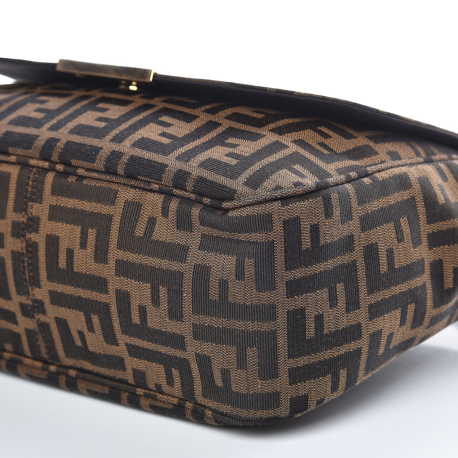 Fendi Zucca Vitello Artic Messenger Bag Tobacco Castagna 10 of 11