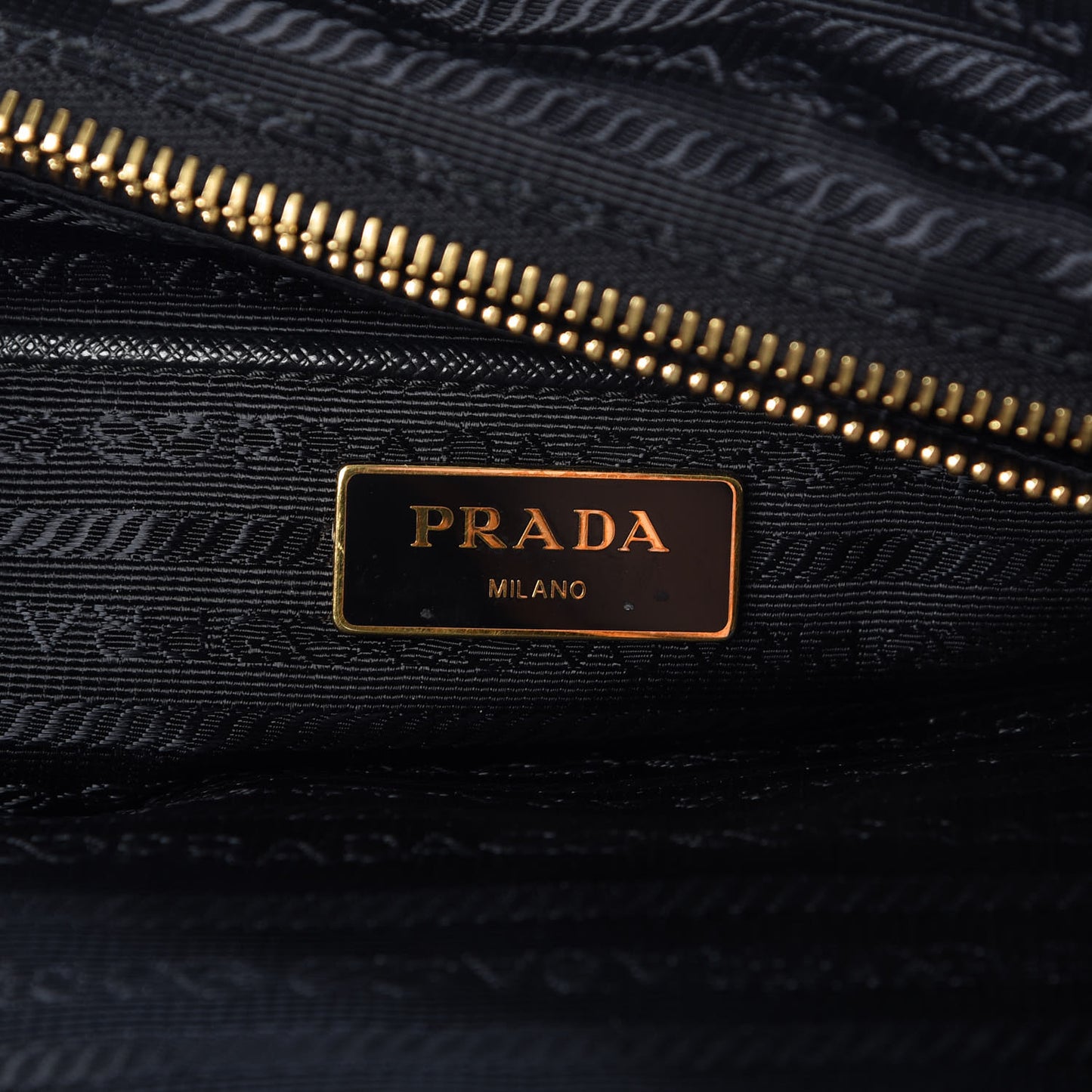 Saffiano Tessuto Nylon Tote Black