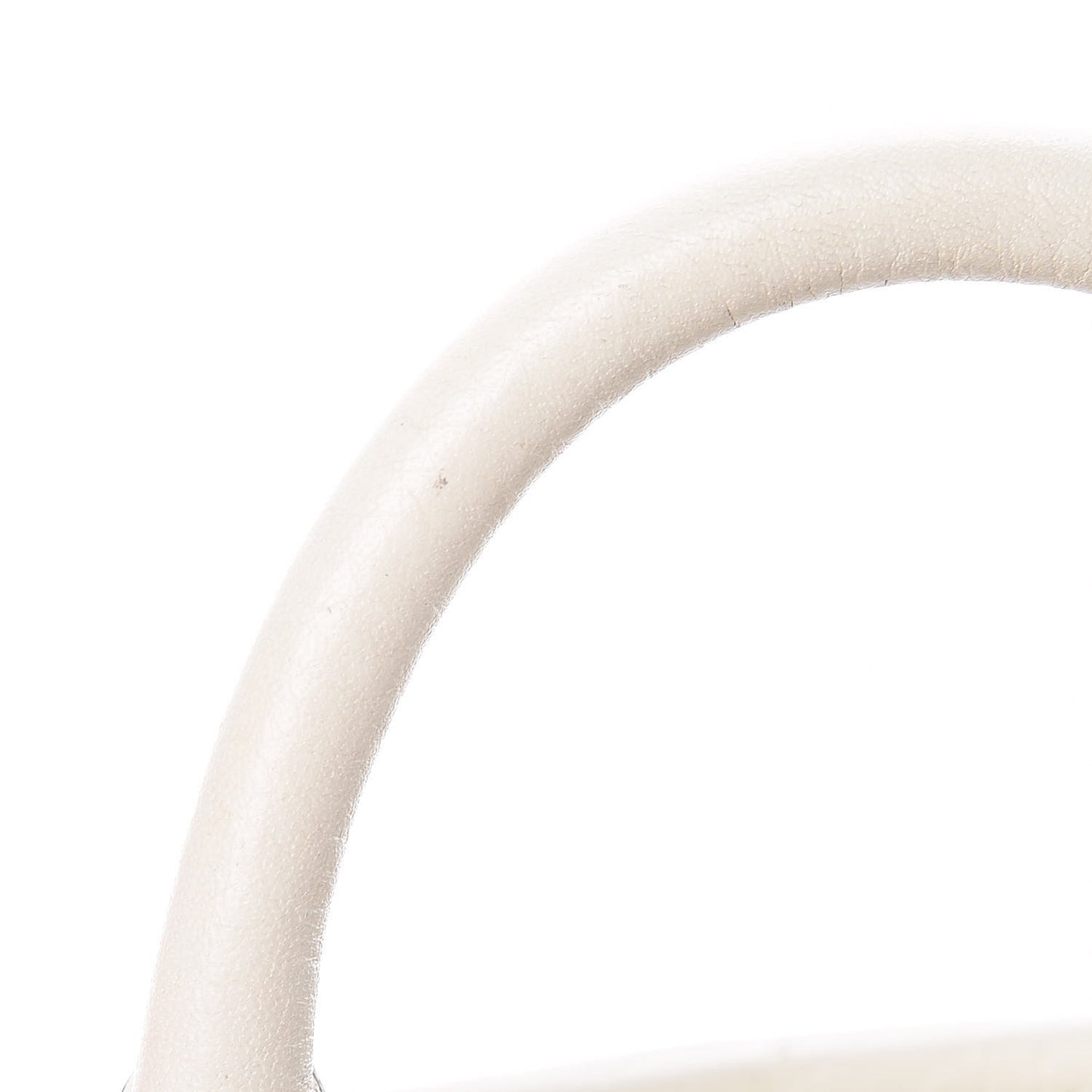 Calfskin Amazona 23 White