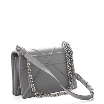 Christian Dior Grained Calfskin Medium Diorama Flap Bag Gris 3 of 9