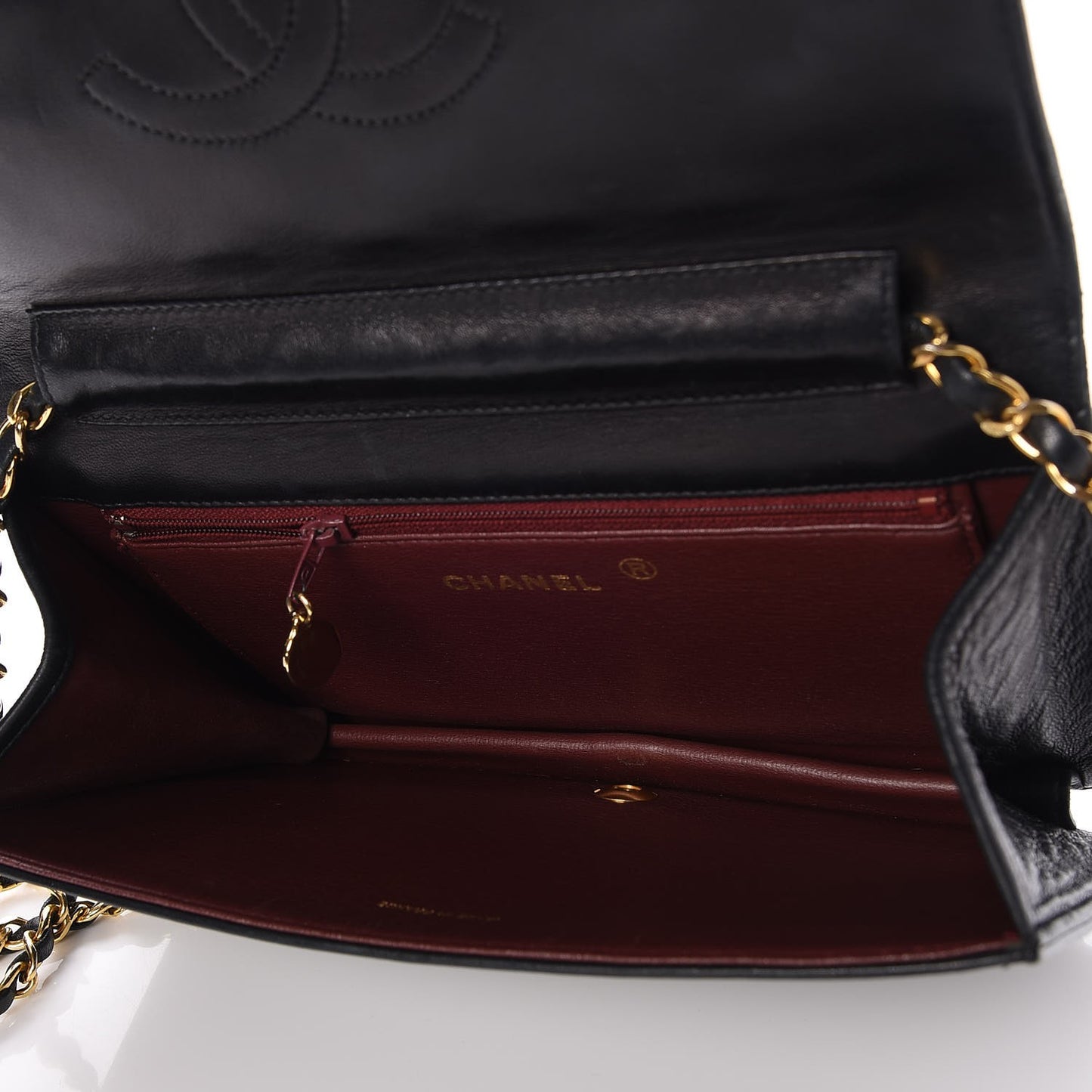 Lambskin Quilted Wallet On Chain WOC Black