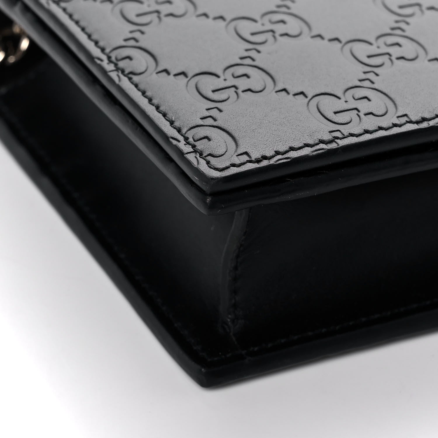 Gucci Guccissima Signature Bowy Chain Wallet Black 8 of 12