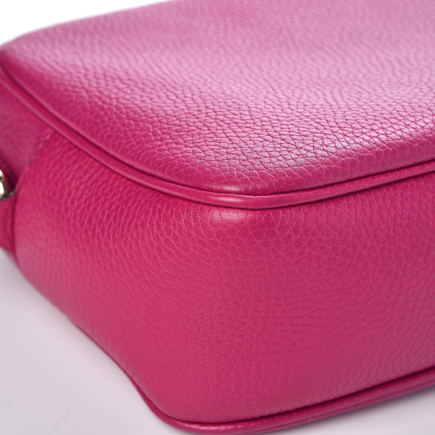 Pebbled Calfskin Small Soho Disco Bag Bright Bougainvillea