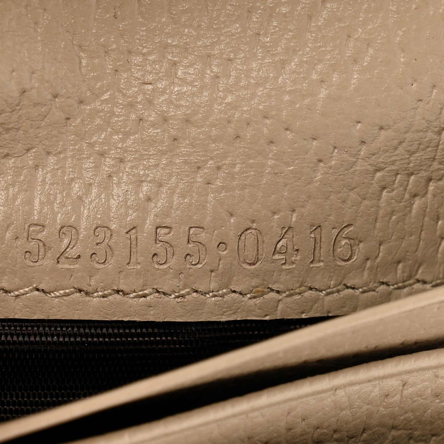 GG Supreme Monogram Textured Dollar Calfskin Web Ophidia Card Case Beige Mystic White Oatmeal