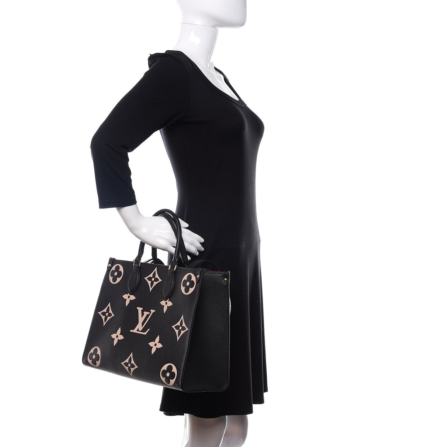 Empreinte Monogram Giant Onthego MM Black Beige