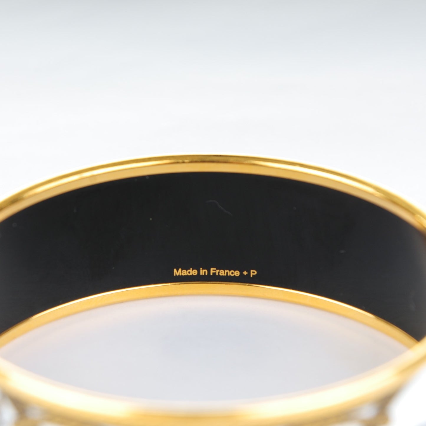 Enamel Printed Wide Grand Apparat Bracelet White 65