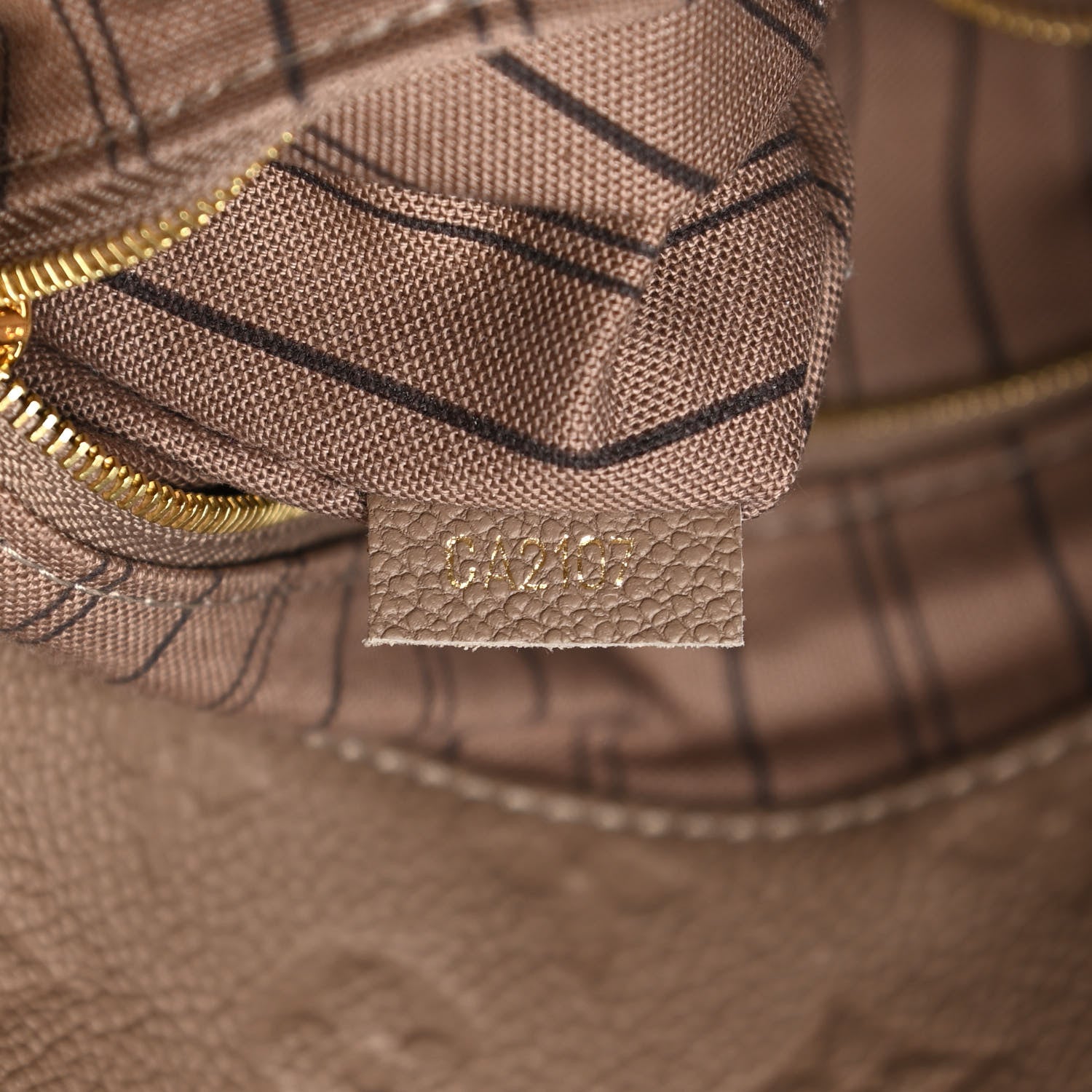 Louis Vuitton Empreinte Artsy MM Taupe Glace 7 of 12