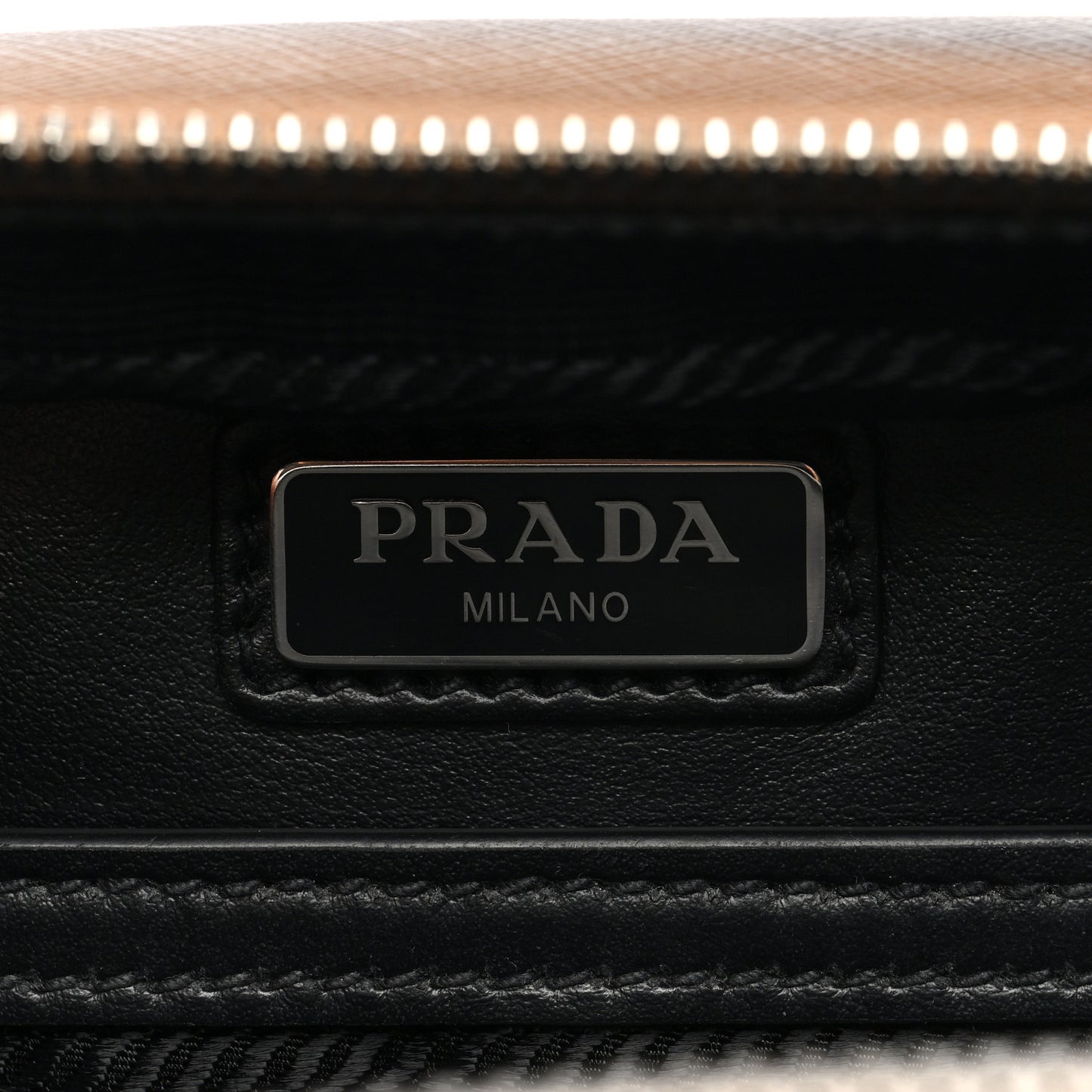 Saffiano Travel Medium Brique Crossbody Bag Cannella