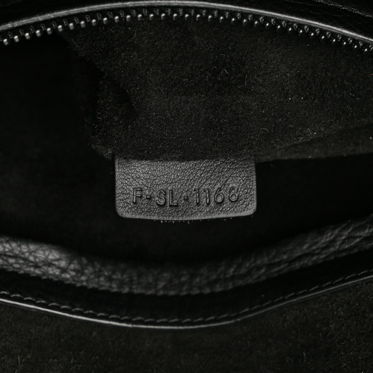 Grained Calfskin Medium Phantom Luggage Black