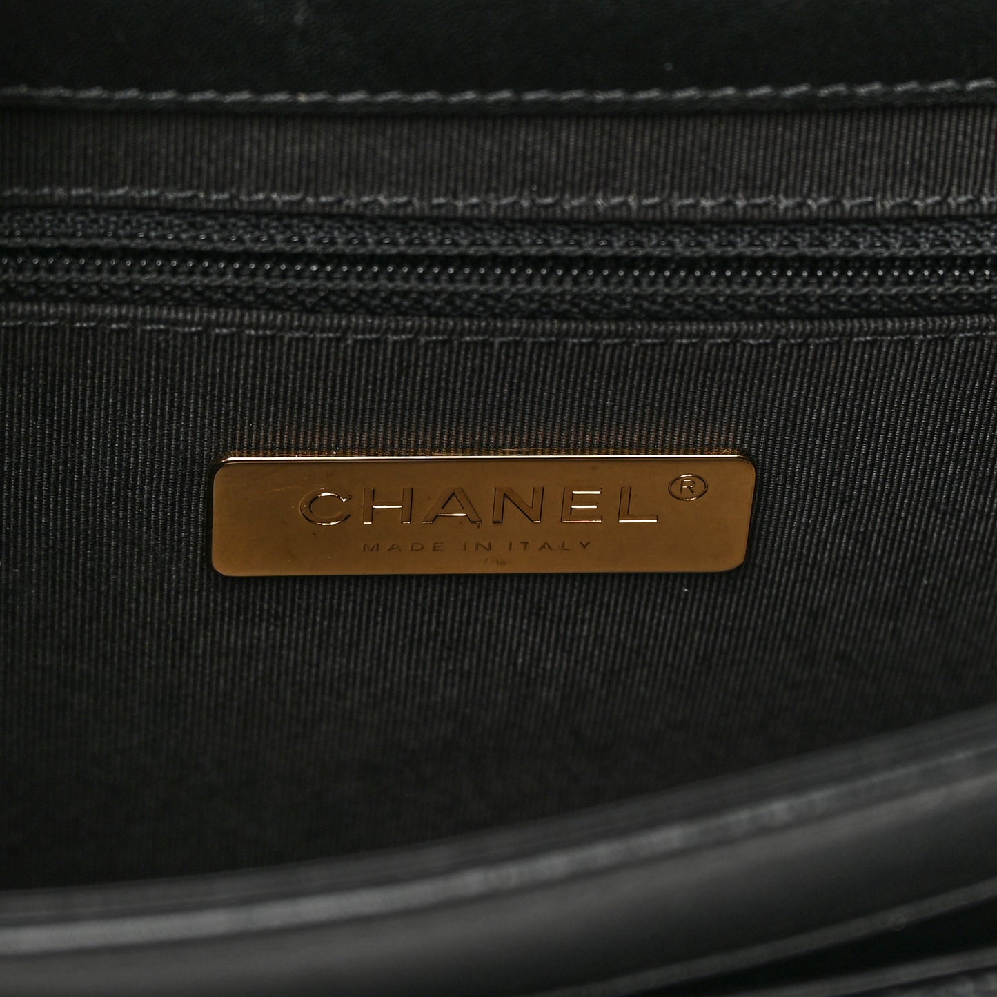 Calfskin Caviar Quilted Chain Handle Flap Black