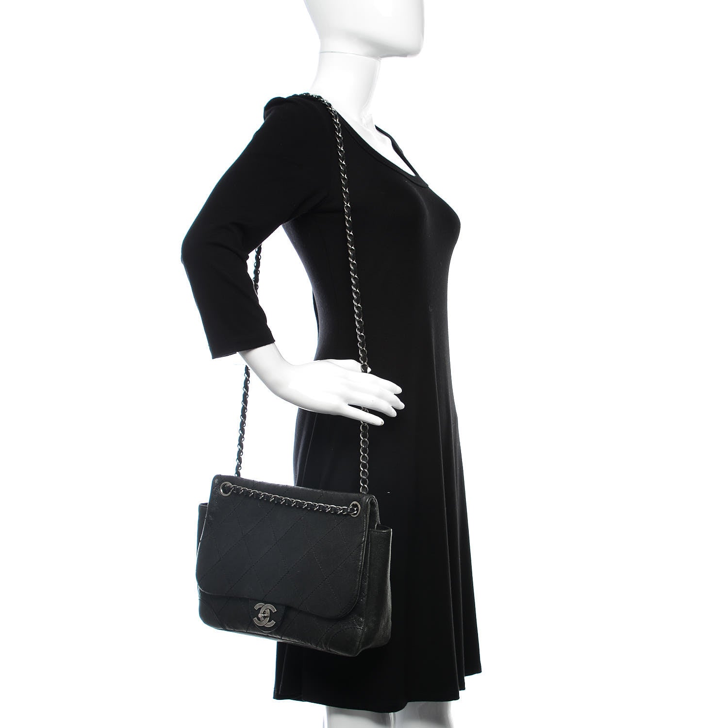 Chanel Caviar Quilted CC Single Flap Black 2 of 13