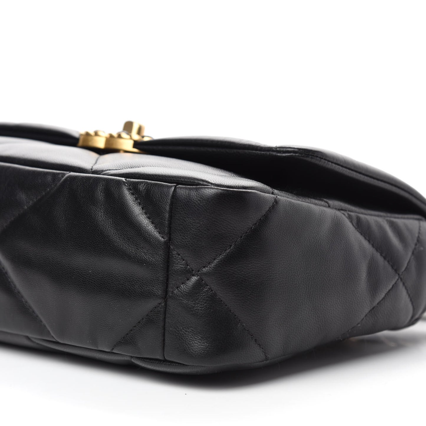 Shiny Goatskin Quilted Medium Chanel 19 Flap Black
