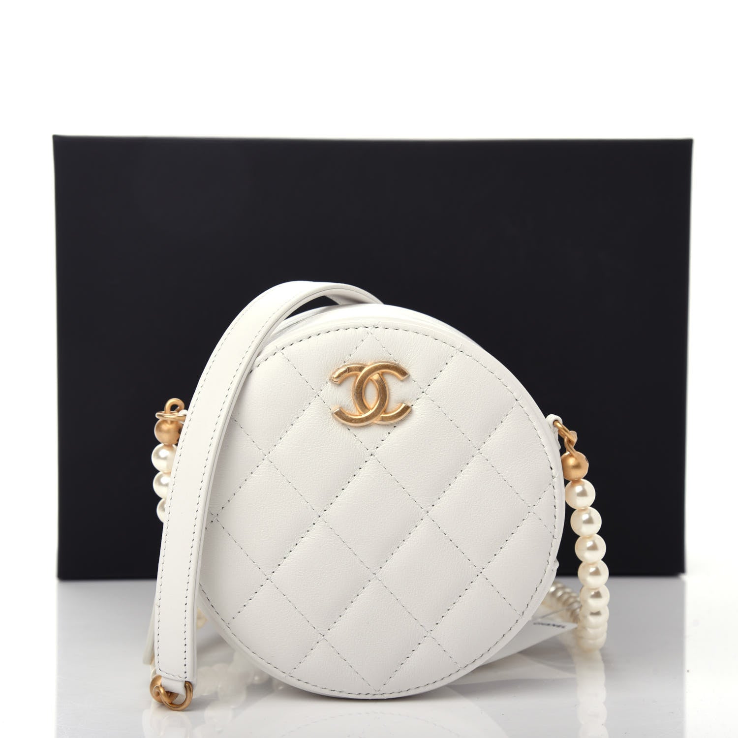 Chanel Calfskin Quilted About Pearls Round Clutch With Chain White 10 of 10