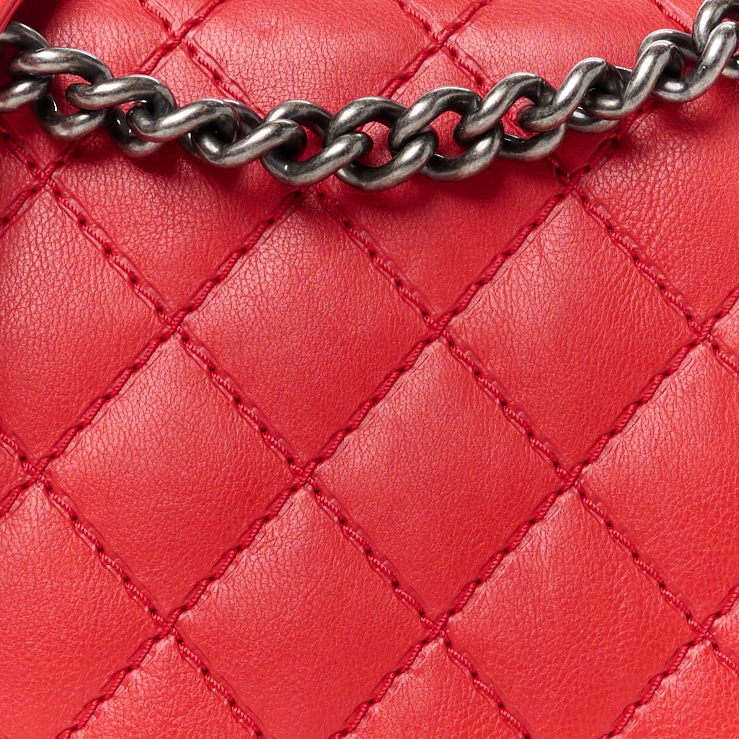 Calfskin Double Stitch New Medium Boy Flap Red