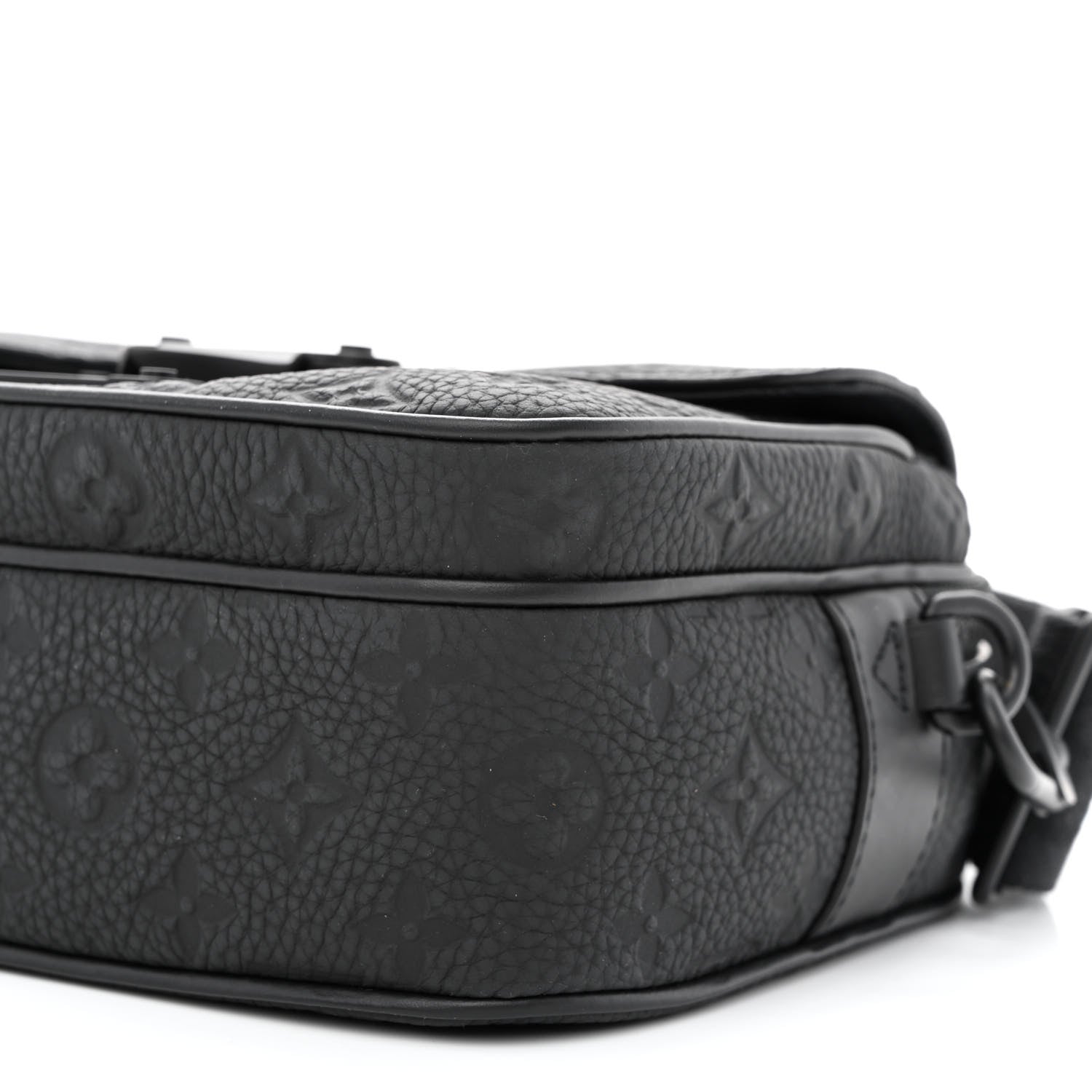 Louis Vuitton Taurillon Monogram S Lock Messenger Black 8 of 9