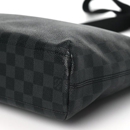Louis Vuitton Damier Graphite Mick MM 7 of 7