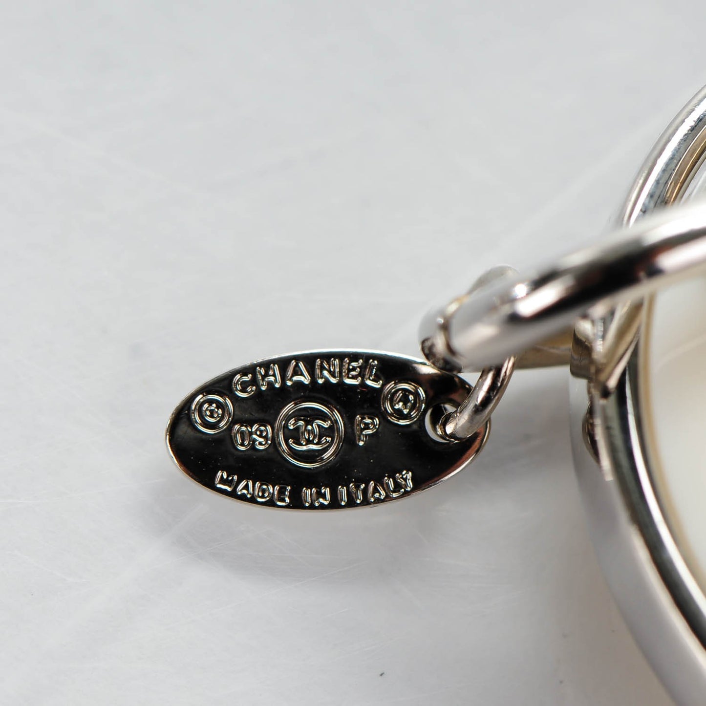 Bonne Chance Heart Keychain White