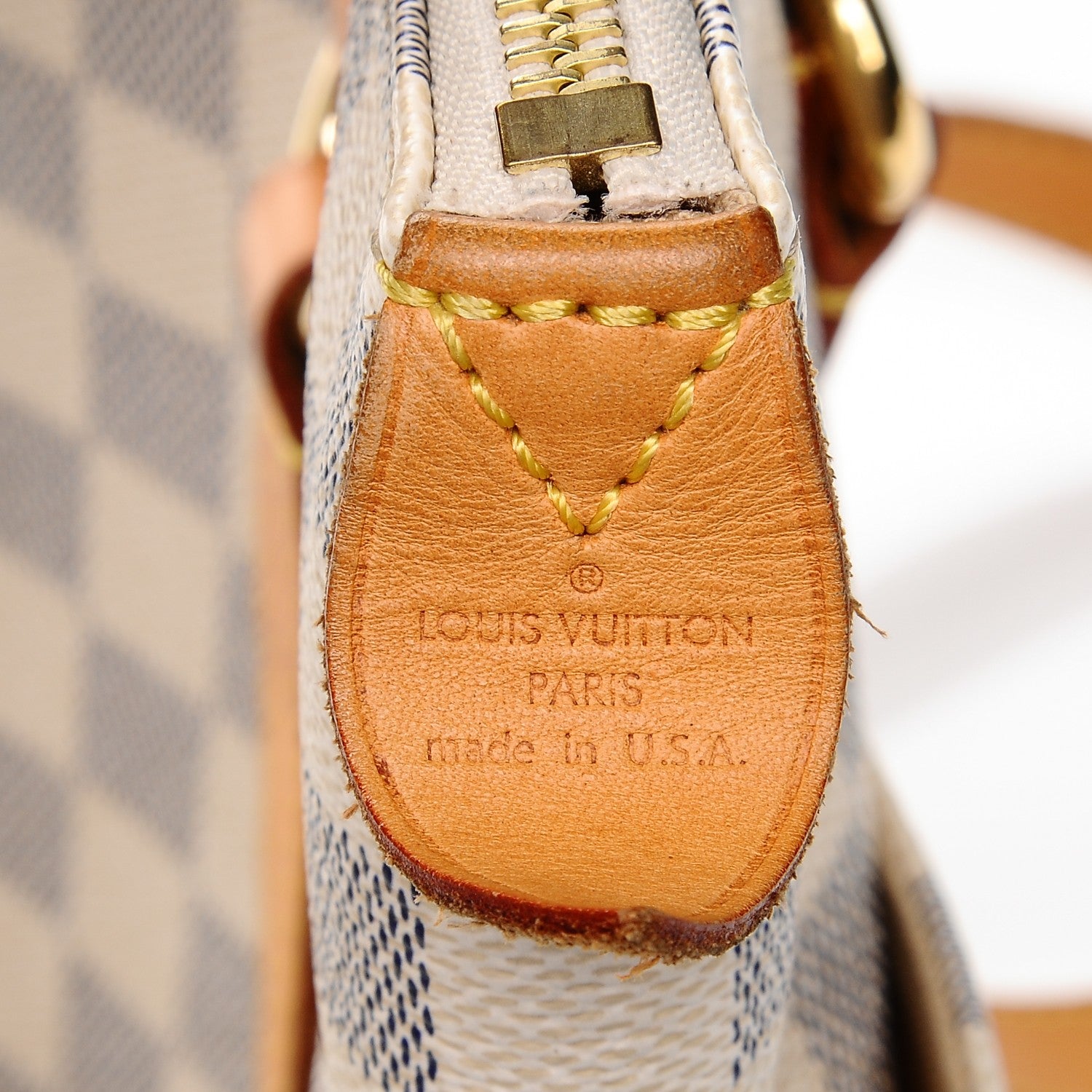 Louis Vuitton Damier Azur Totally MM 6 of 6