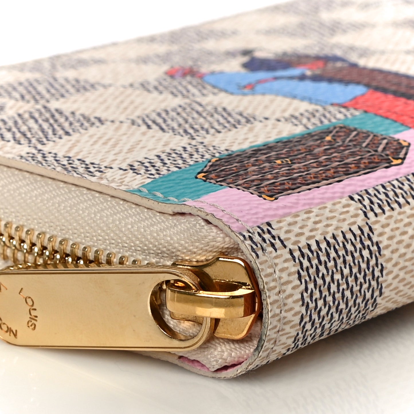 Damier Azur 2016 Christmas Animation Zippy Wallet Rose Ballerine