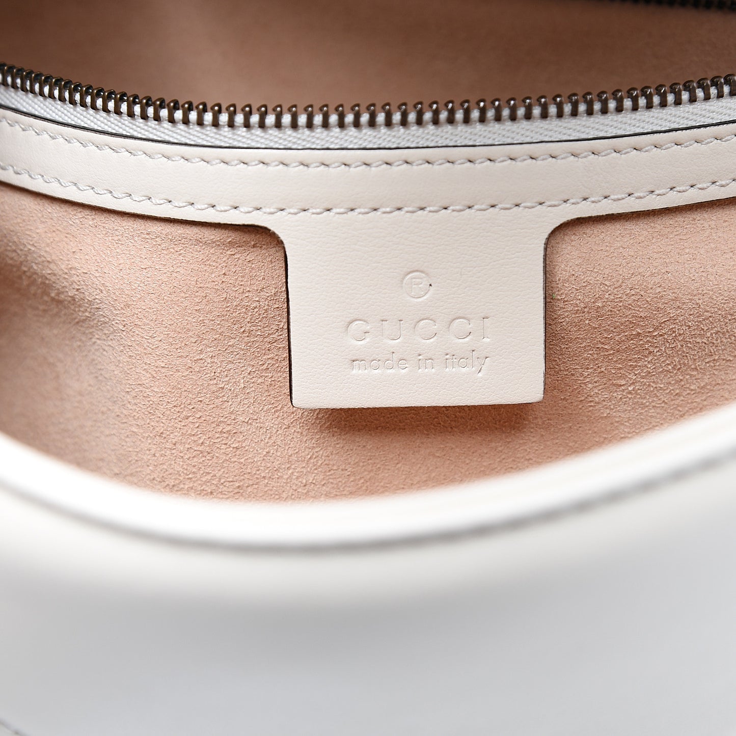 Calfskin Matelasse Small GG Marmont Shoulder Bag White