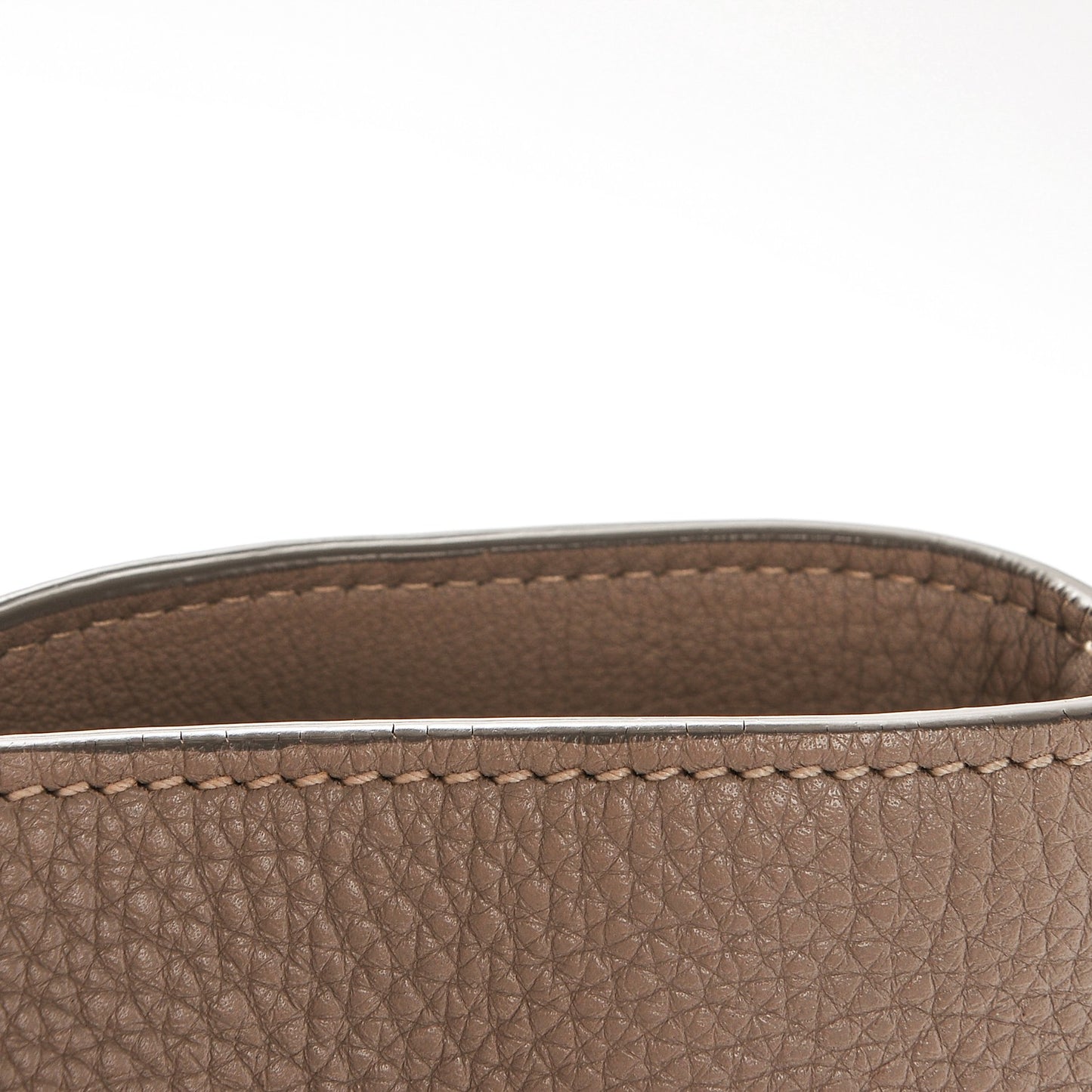 Vitello Daino Shopping Tote Pomice