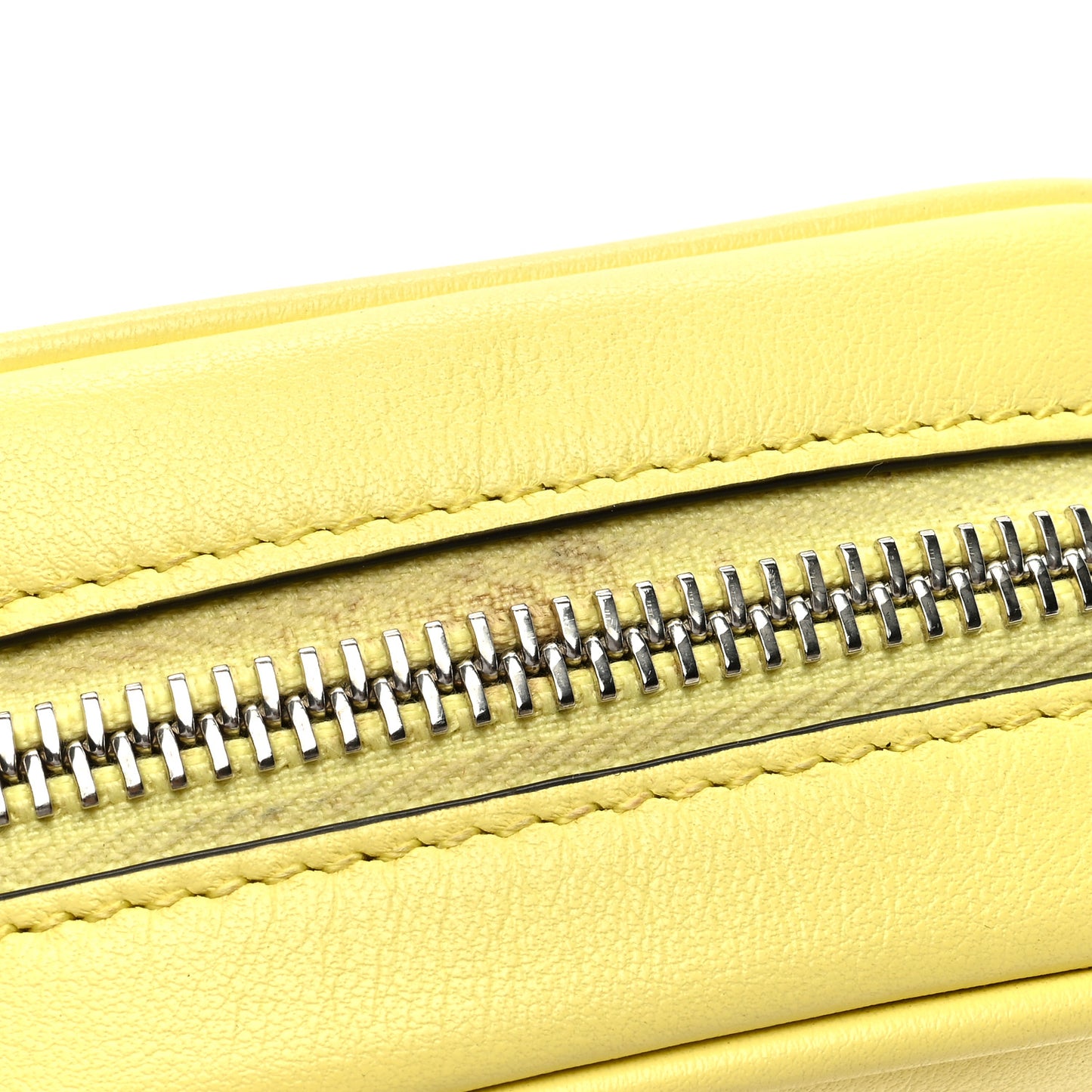 Calfskin Matelasse Mini GG Marmont Crossbody Bag Banana