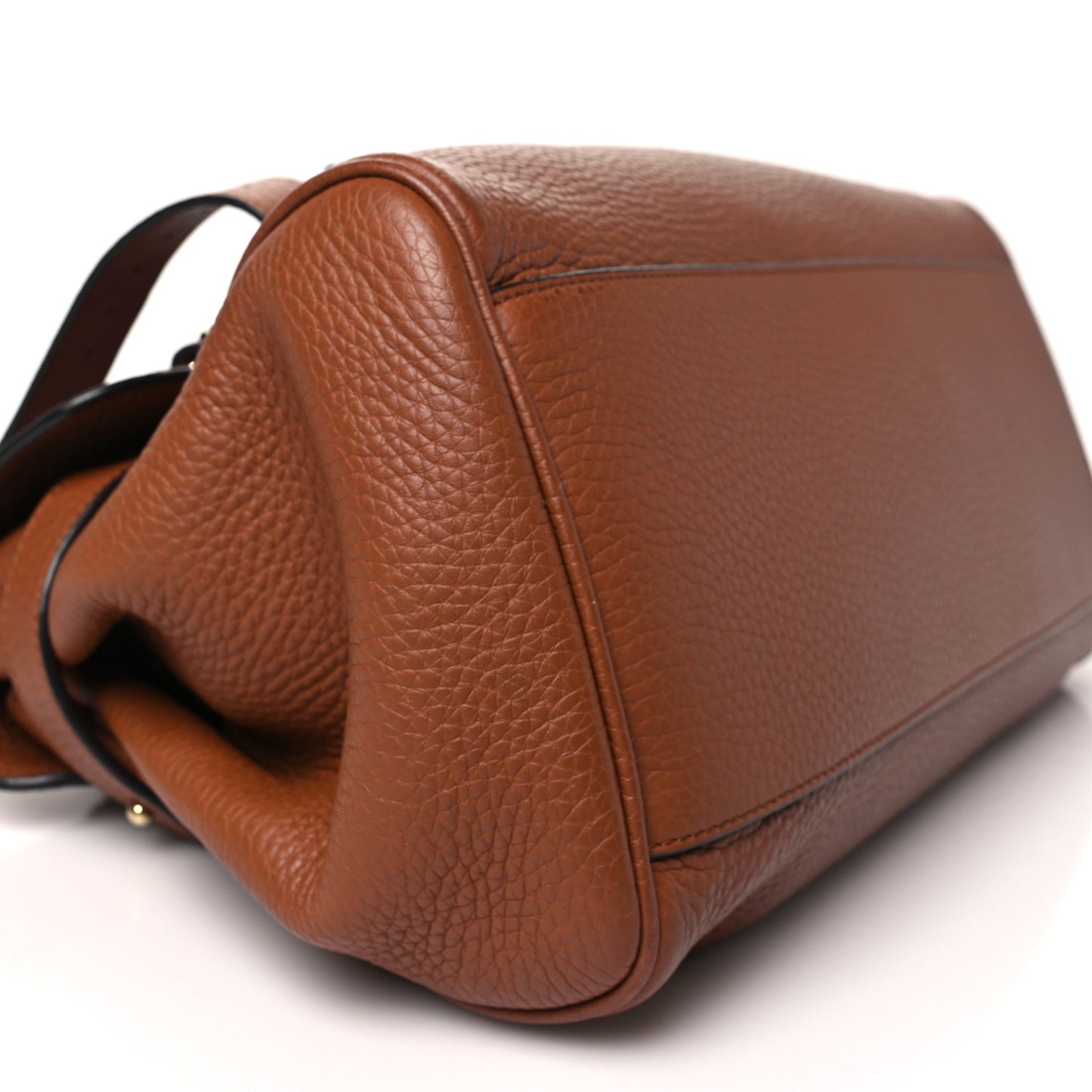 Heavy Grain Medium Alexa Chestnut