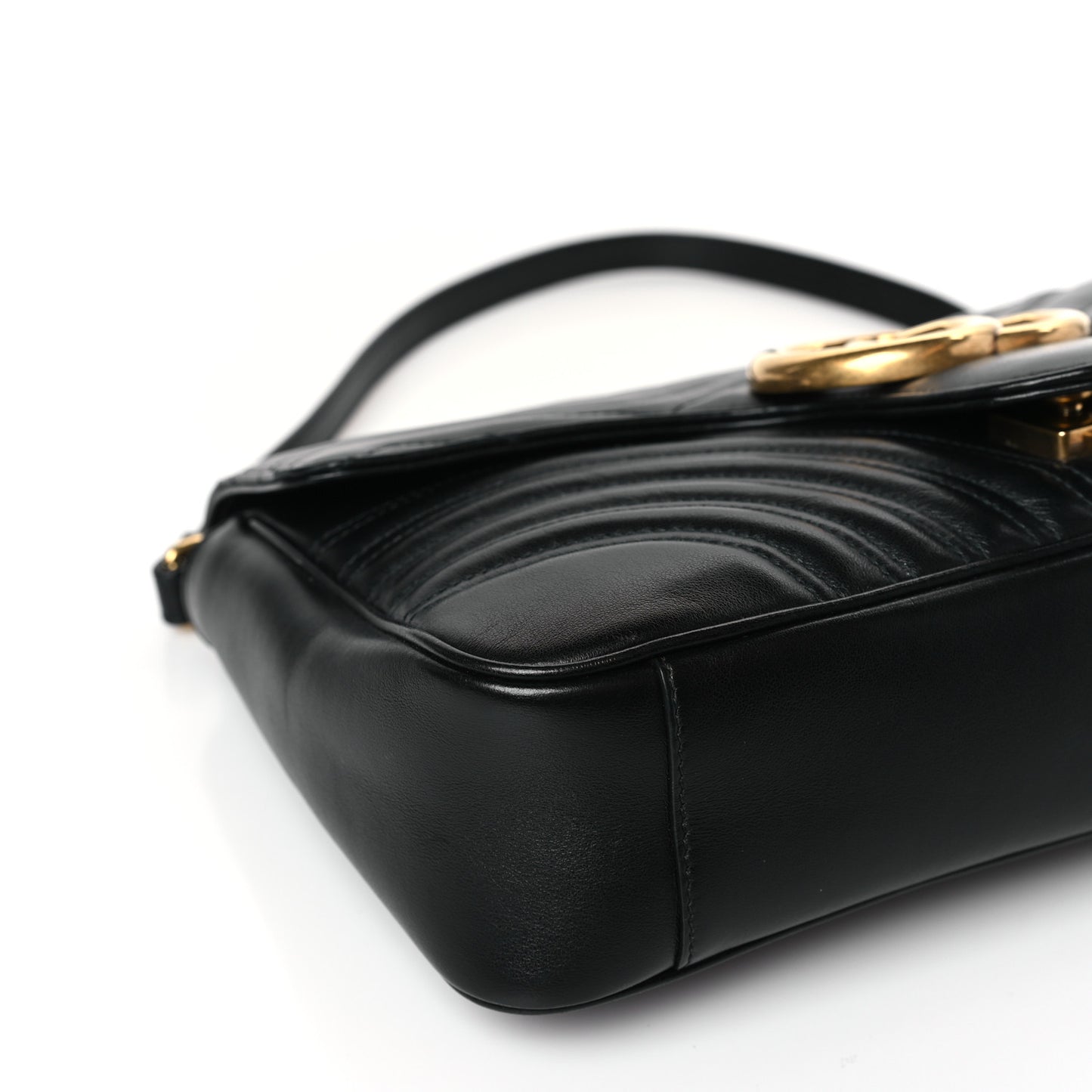 Calfskin Matelasse Medium GG Marmont Shoulder Bag Black