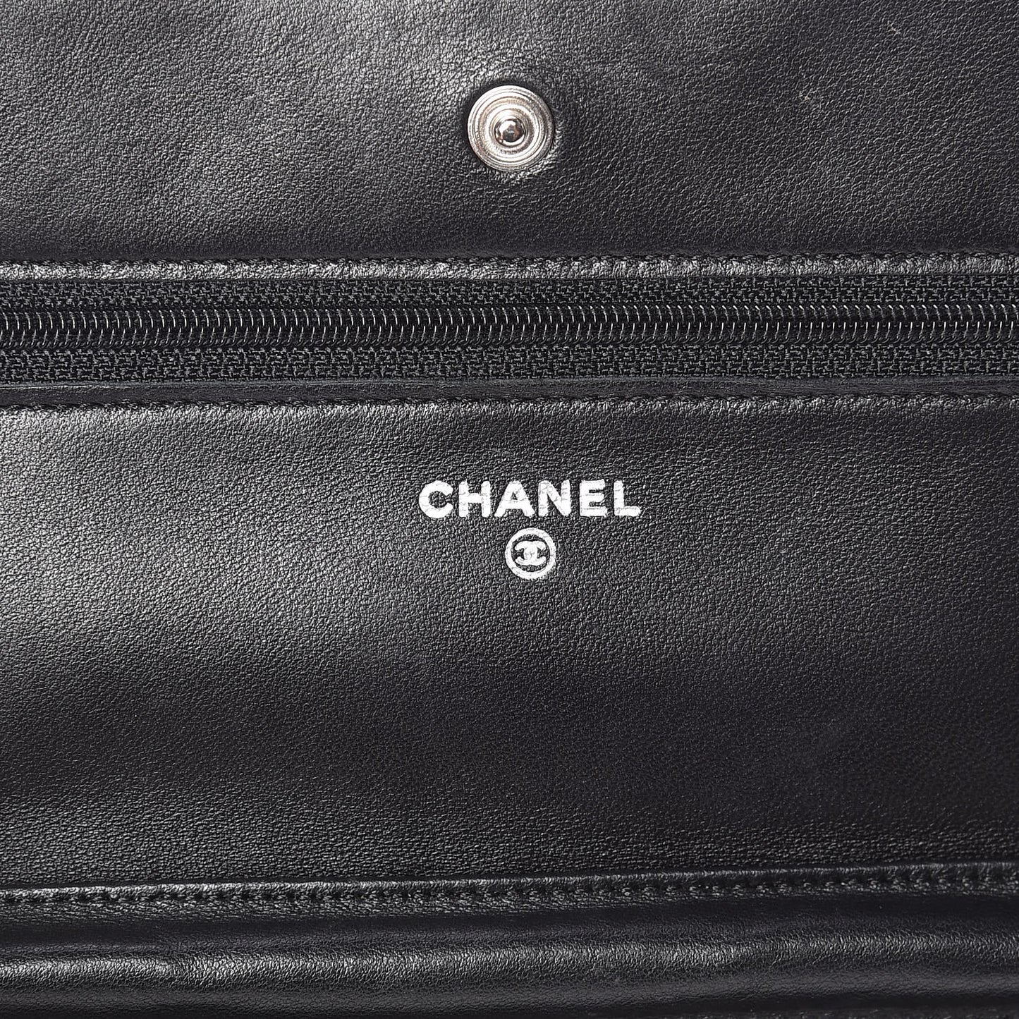 Lambskin Quilted Wallet On Chain WOC Black