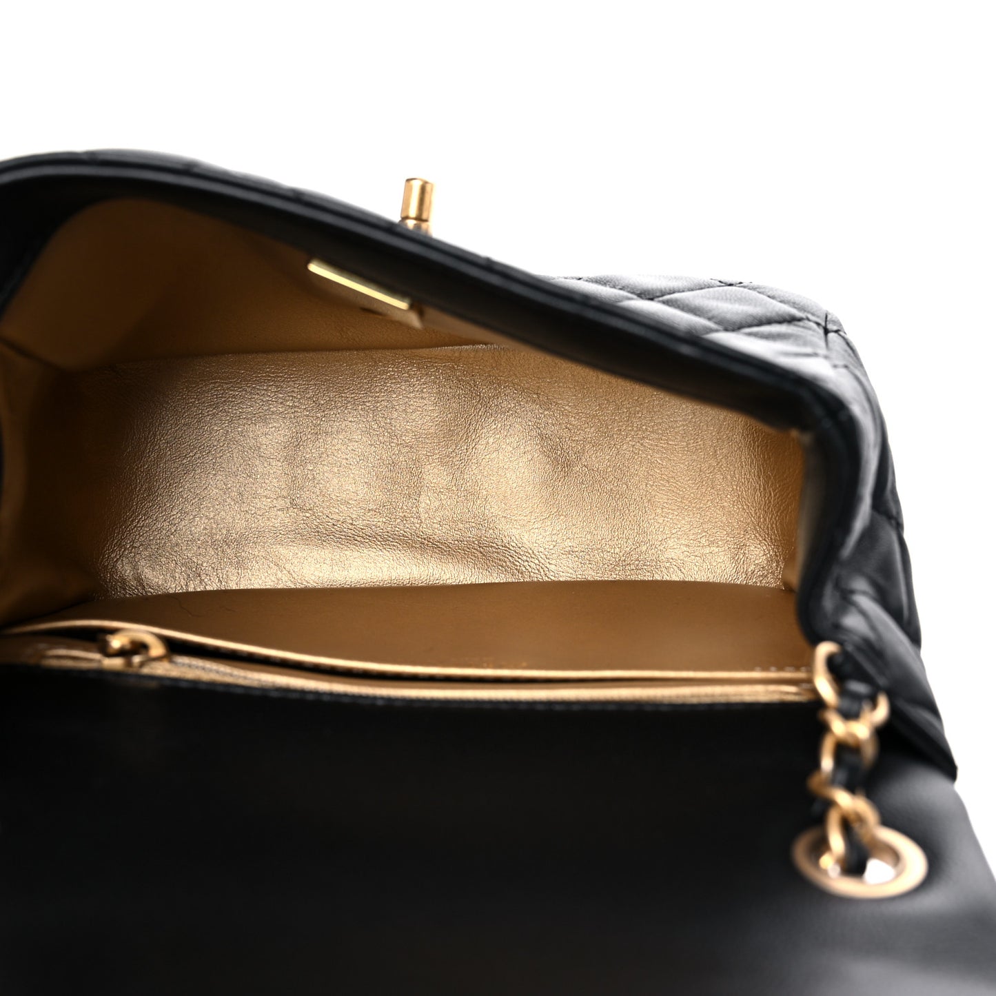 Lambskin Quilted Mini Pearl Crush Flap Black
