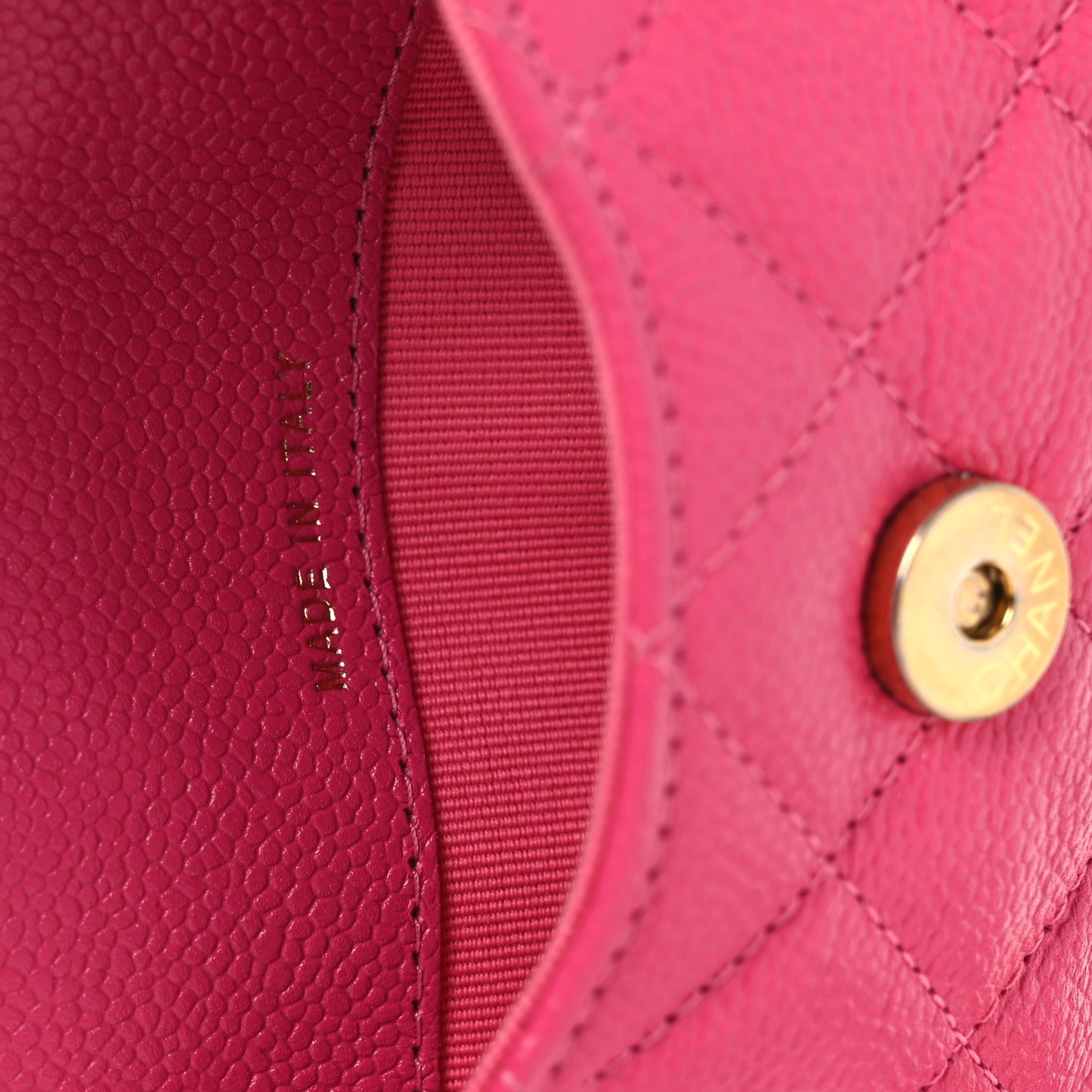 Shiny Caviar Quilted Chain Melody Belt Bag Dark Pink